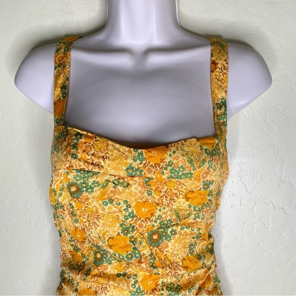 Urban Outfitters UO Yellow and Green Floral Mini Halter Dress Nwot Size Small S - Picture 3 of 16